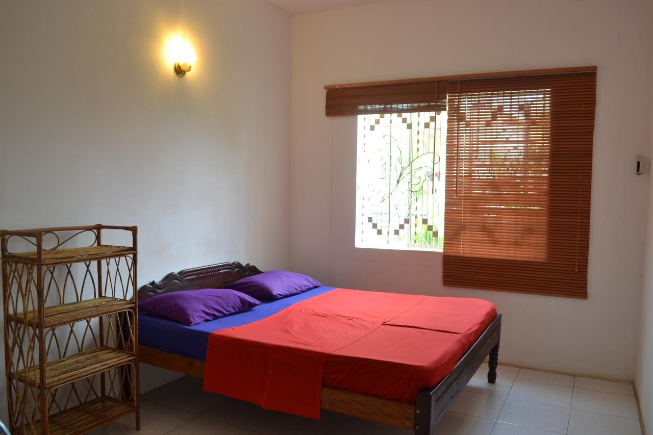 Hostel Here Be Dragons Battambang Exteriér fotografie